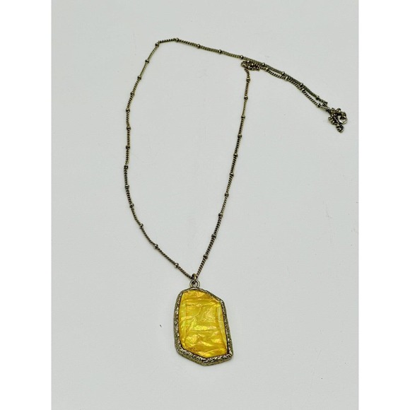 Yellow Faux Stone Chunky Necklace Pendant Long Chain Gold Tone Iridescent - Picture 1 of 5